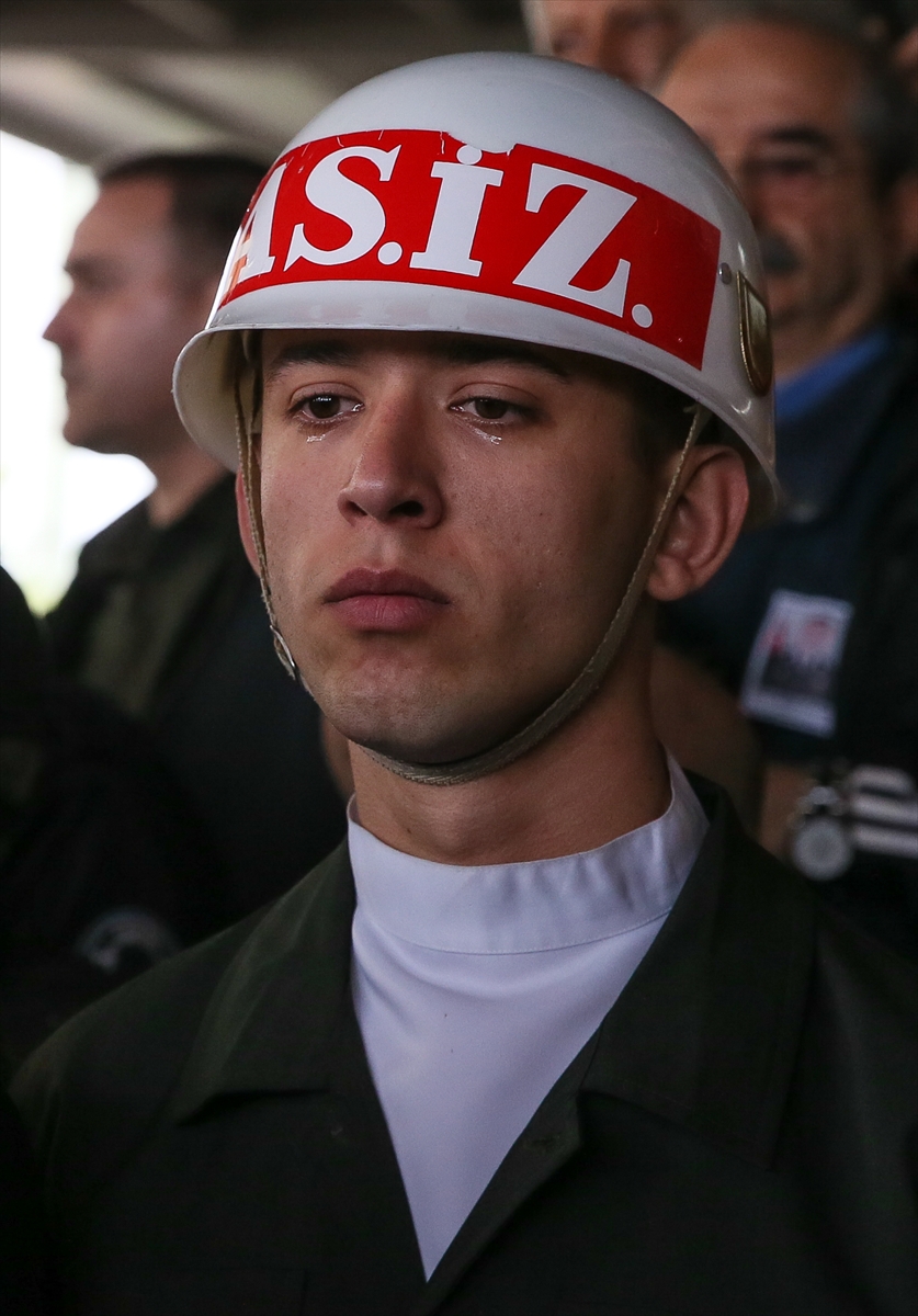 Şehit Pilot Yüzbaşı Karaman son yolculuğuna uğurlandı
