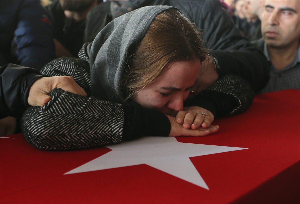 Şehit Pilot Yüzbaşı Karaman son yolculuğuna uğurlandı