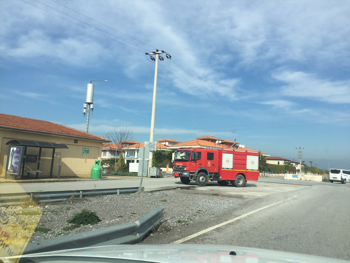 İzmir'de askeri eğitim uçağı düştü: 2 şehit