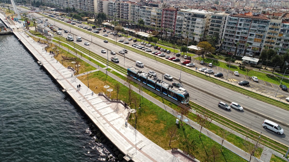 Konak Tramvayı'nda test sürüşü başladı