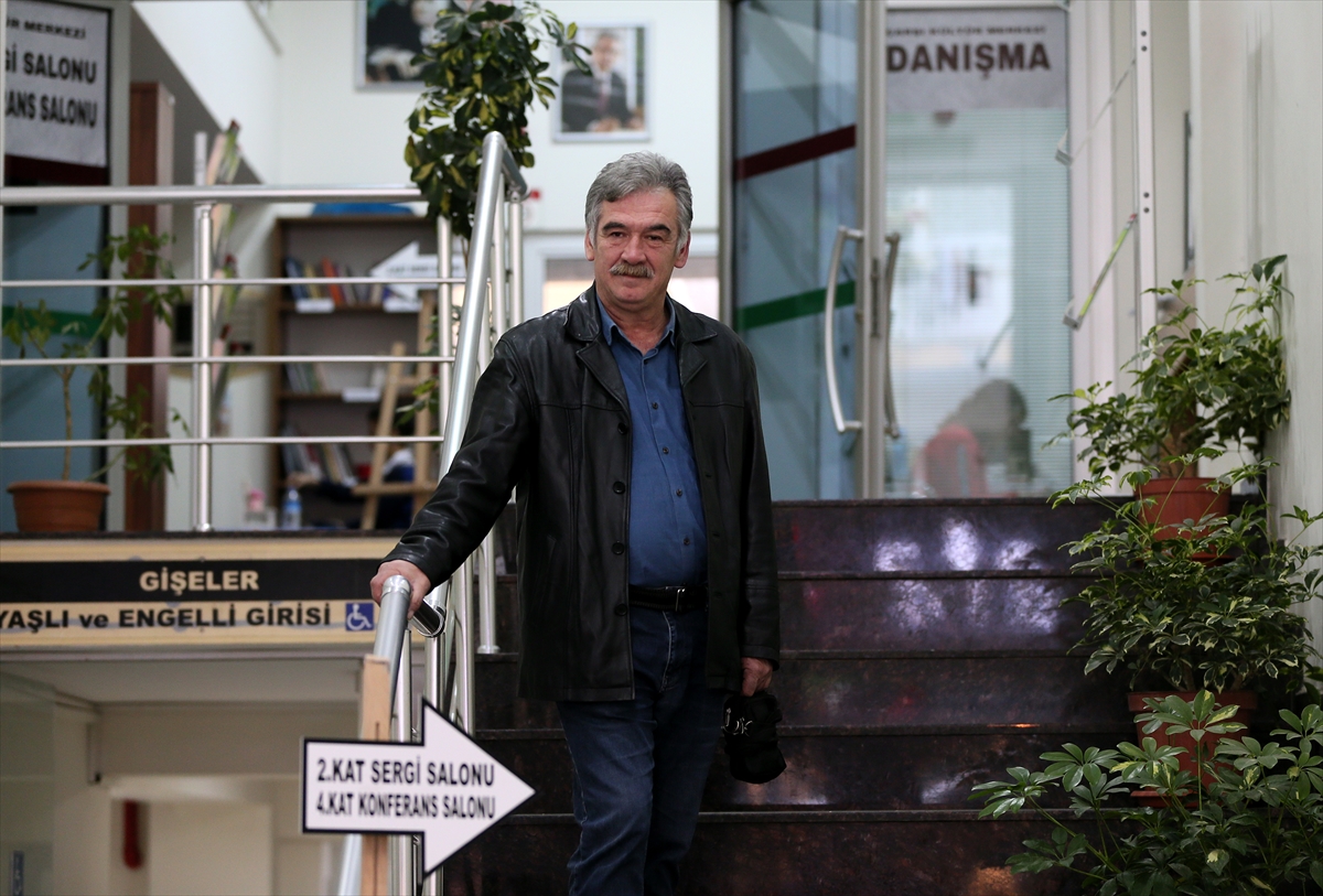 'Dansçı Murat' taksi şoförü oldu
