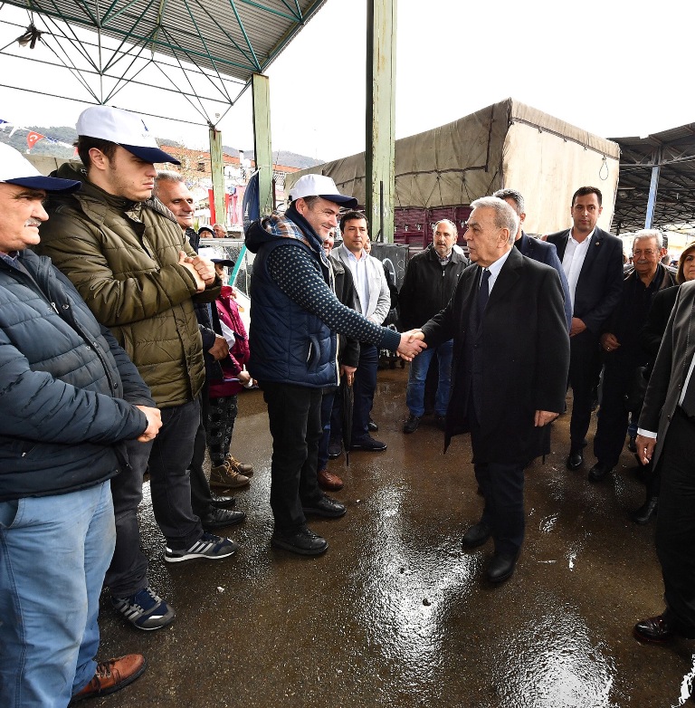 Büyükşehirden geleceğe 3.5 milyon fidan