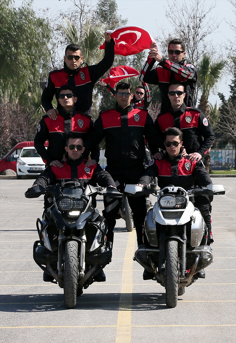 İzmir'de motosikletli polis timlerine taze kan