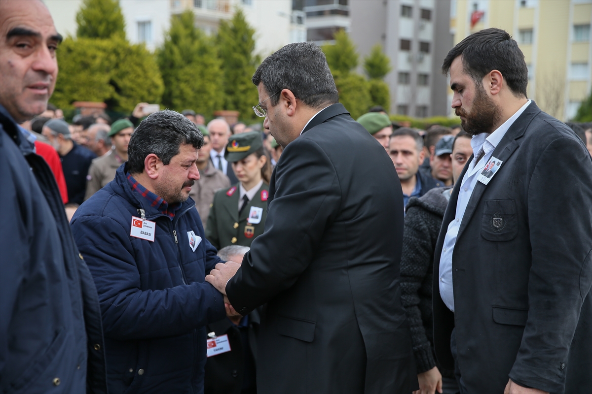 İzmir şehidini uğurladı