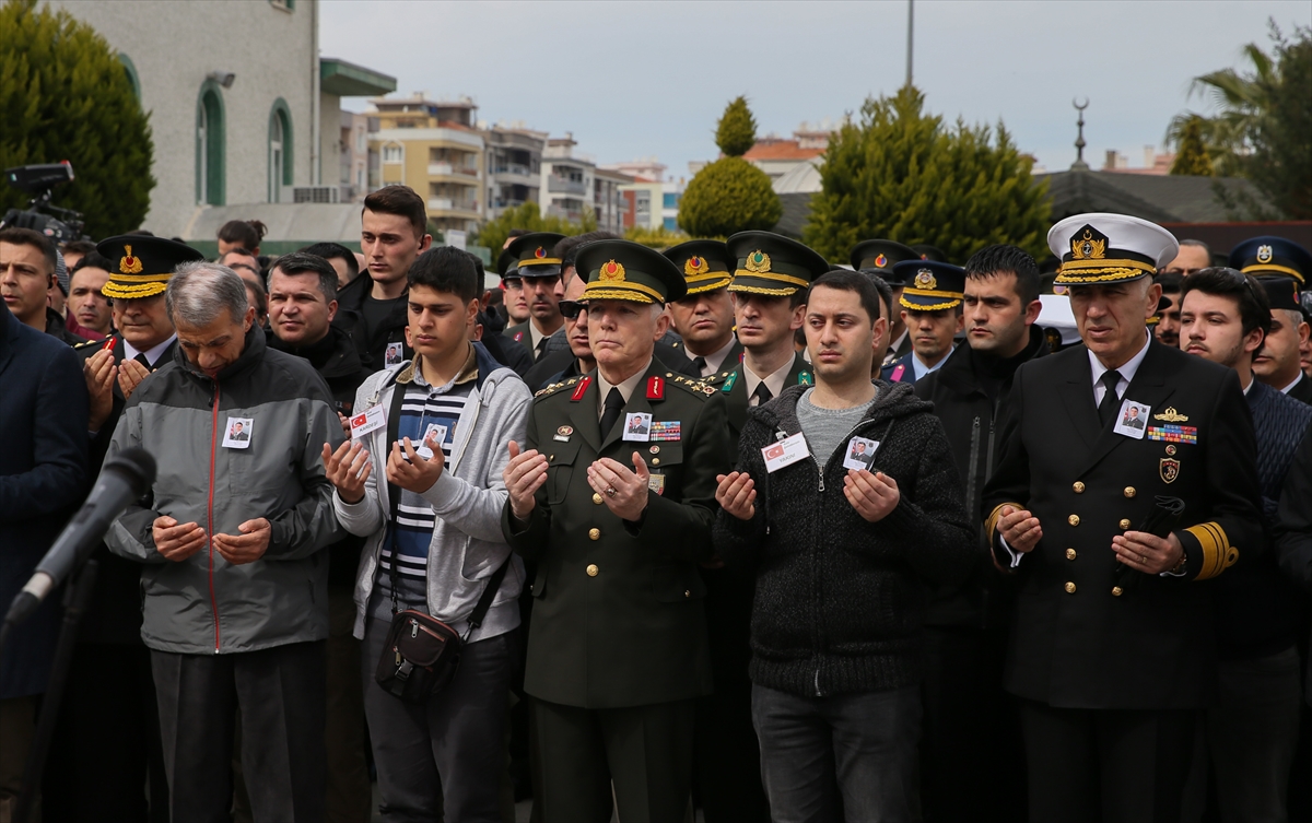 İzmir şehidini uğurladı