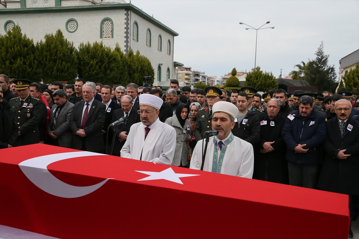 İzmir şehidini uğurladı