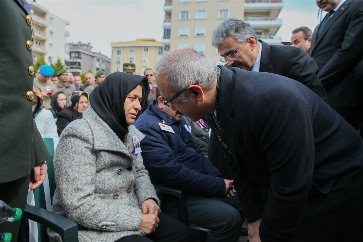 İzmir şehidini uğurladı