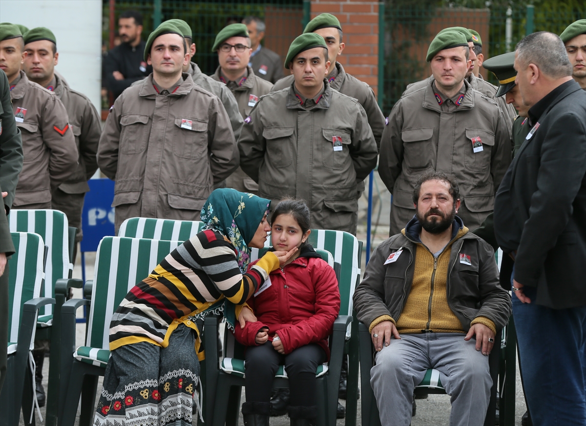 İzmir şehidini son yolculuğuna uğurladı