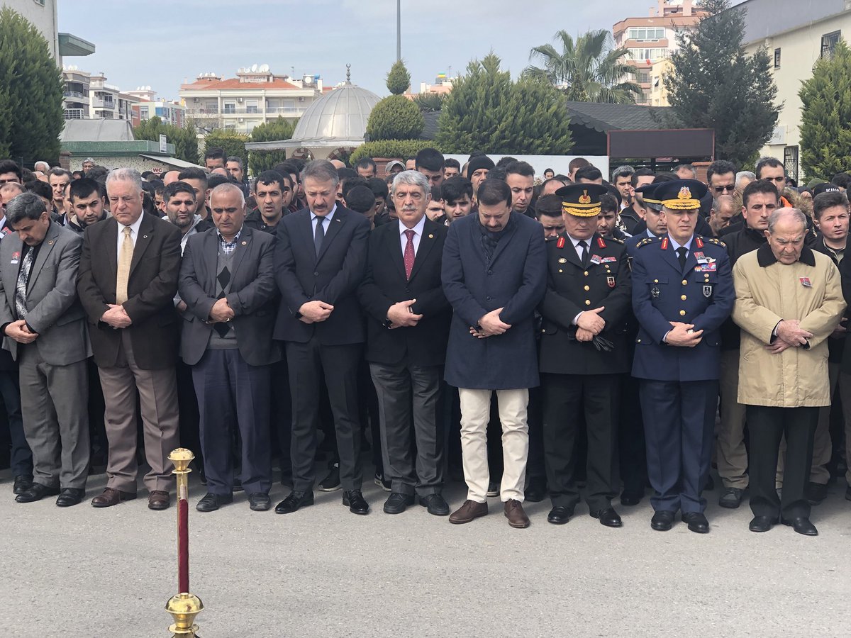 İzmir şehidini son yolculuğuna uğurladı