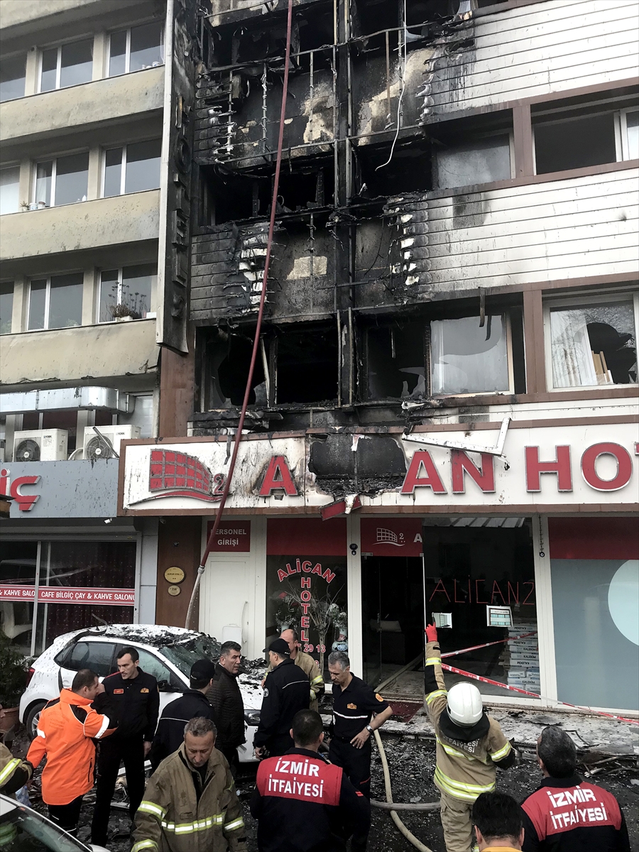 Otelde yangın dehşeti