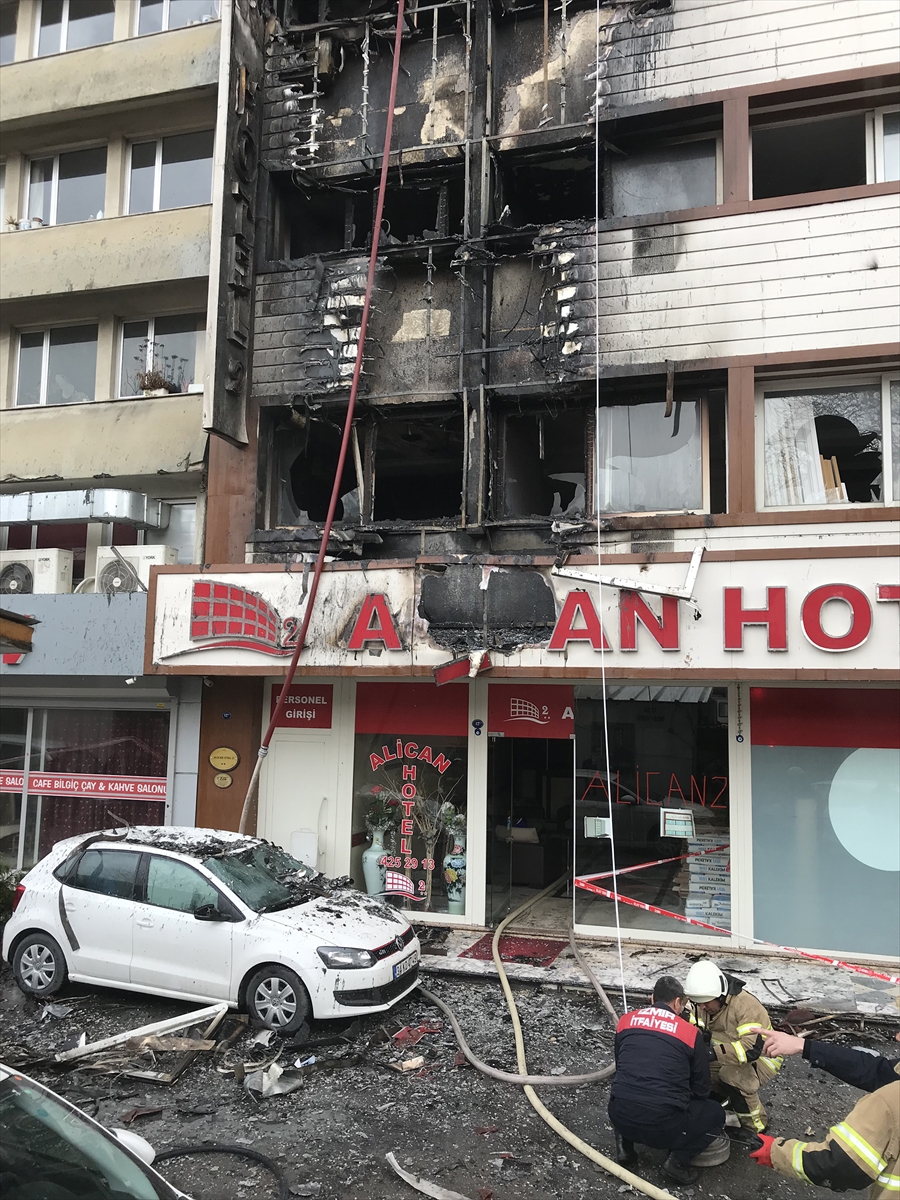 Otelde yangın dehşeti