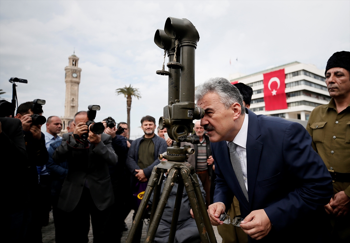 Konak Meydanı'nda Çanakkale cephesi