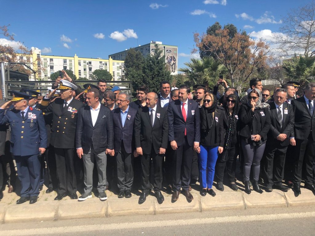 İzmir şehidini uğurladı