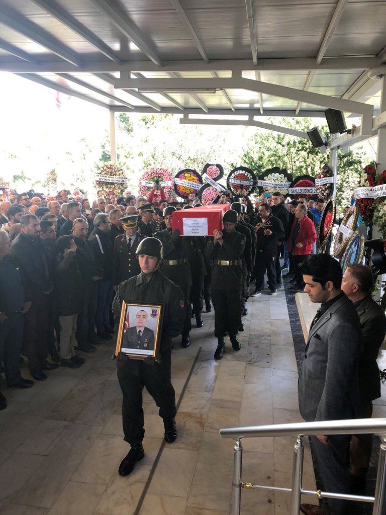 İzmir şehidini uğurladı