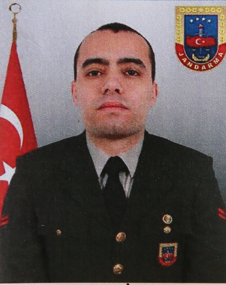 İzmir şehidini uğurladı