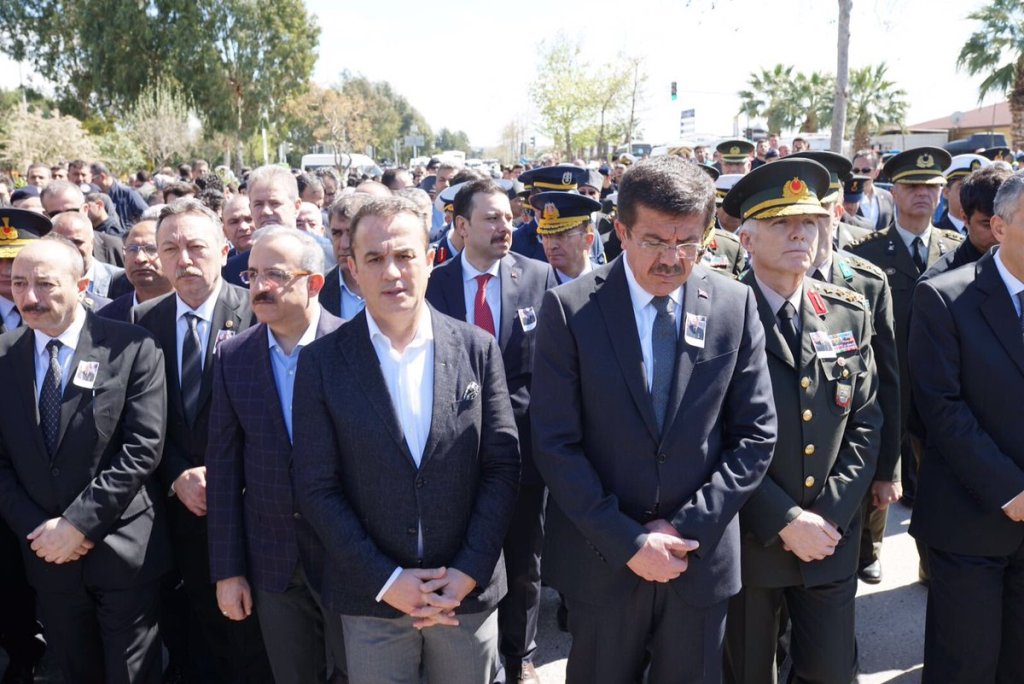İzmir şehidini uğurladı