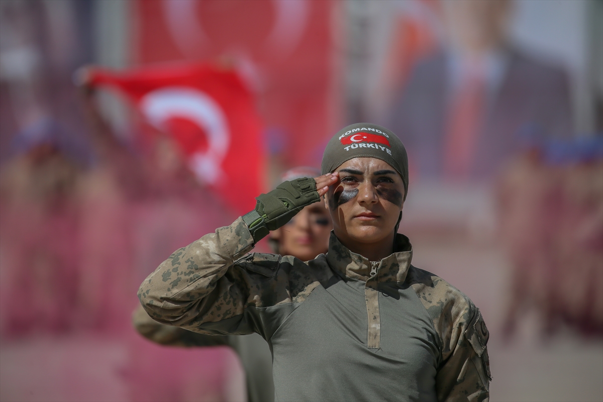 'Teröristlerin kabusu' uzman erbaşlar yemin etti