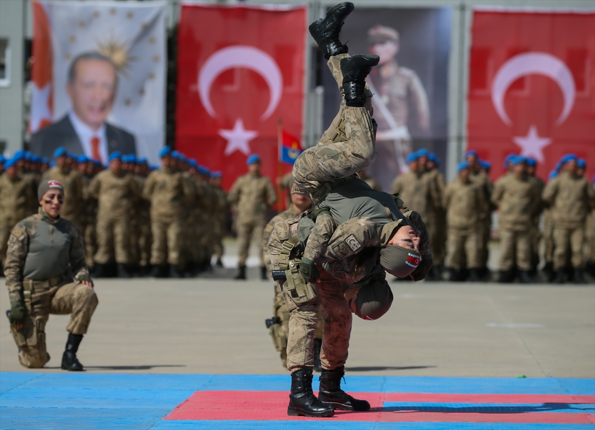 'Teröristlerin kabusu' uzman erbaşlar yemin etti
