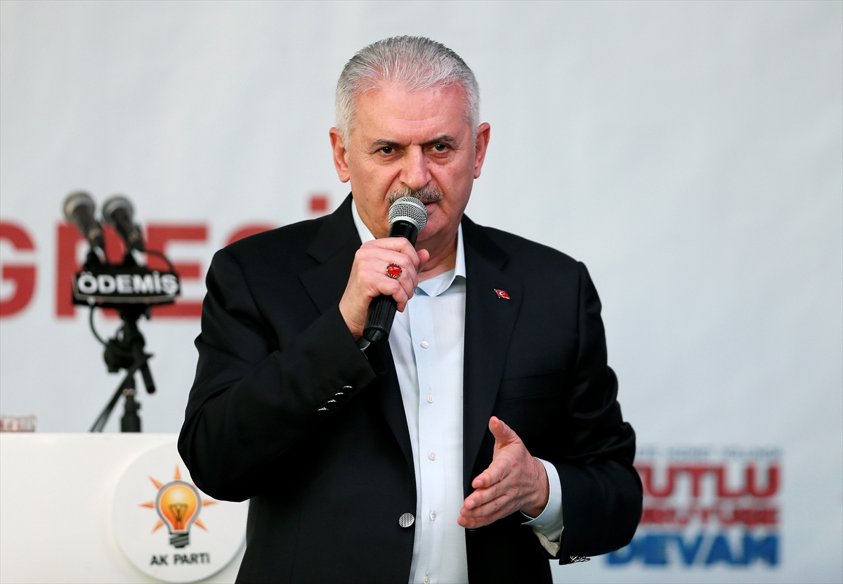 Başbakan Yıldırım İzmir'de