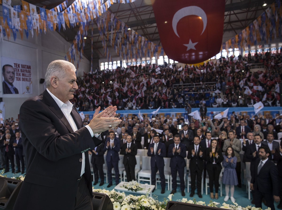 Başbakan Yıldırım İzmir'de
