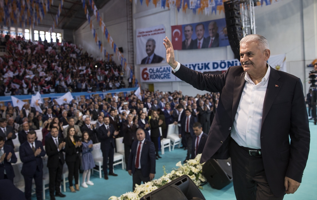 Başbakan Yıldırım İzmir'de