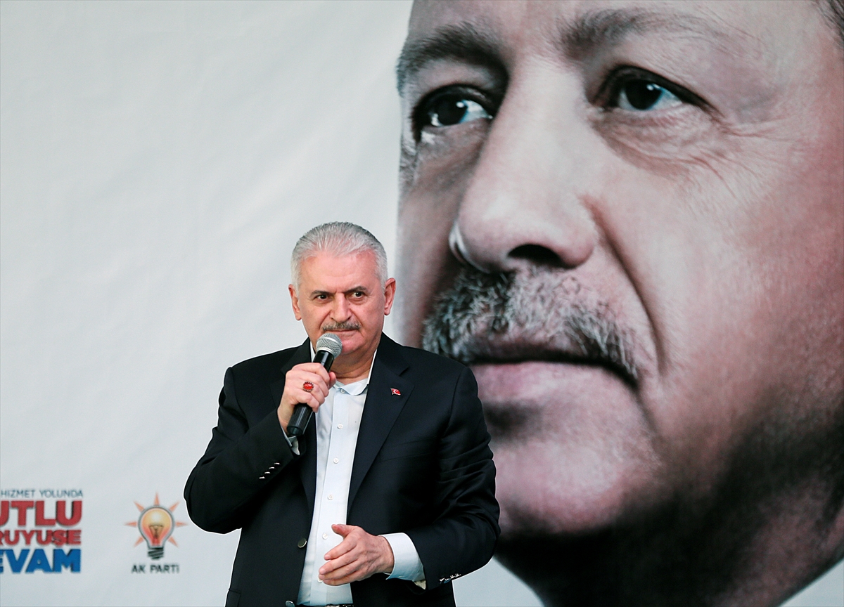 Başbakan Yıldırım İzmir'de