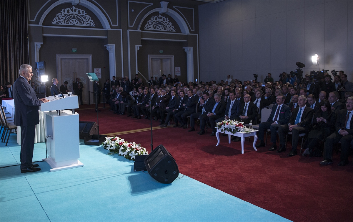 Başbakan Yıldırım İzmir'de