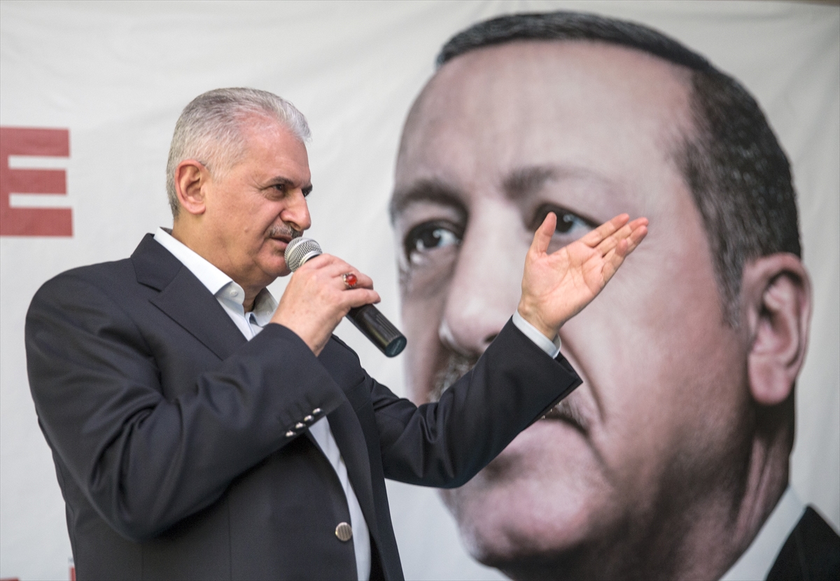 Başbakan Yıldırım İzmir'de