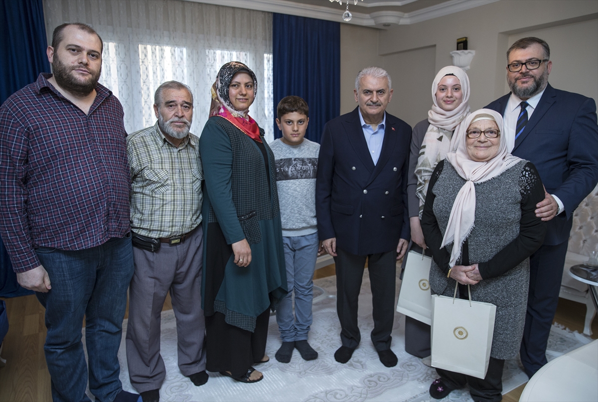 Başbakan Yıldırım İzmir'de