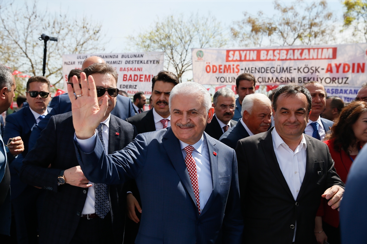 Başbakan Yıldırım İzmir'de