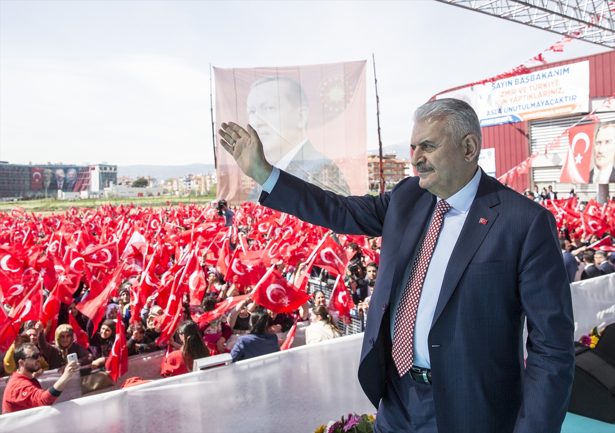 Başbakan Yıldırım İzmir'de