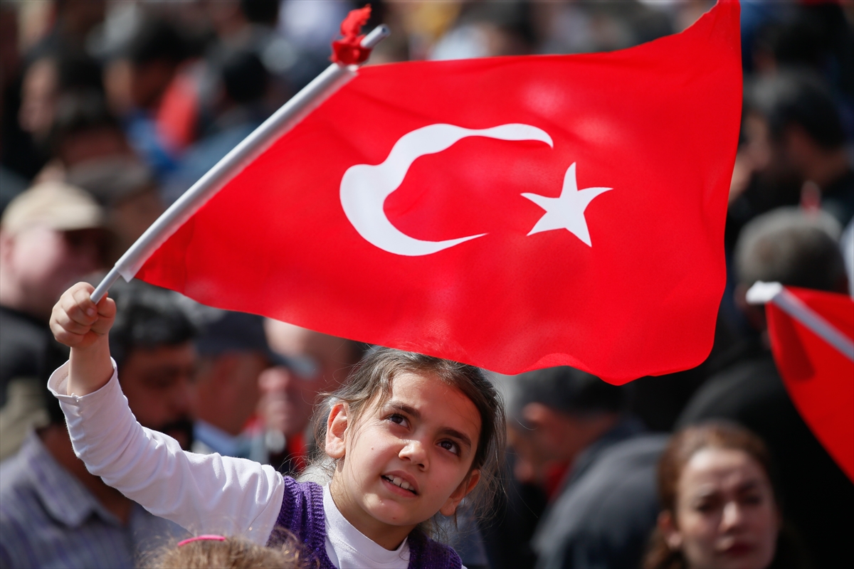 Başbakan Yıldırım İzmir'de