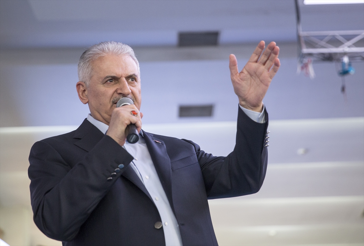 Başbakan Yıldırım İzmir'de