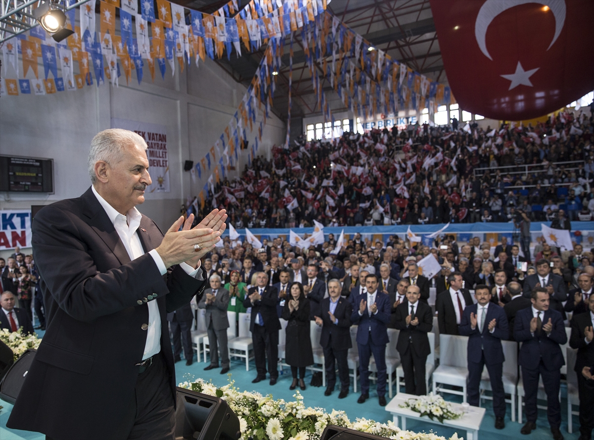Başbakan Yıldırım İzmir'de
