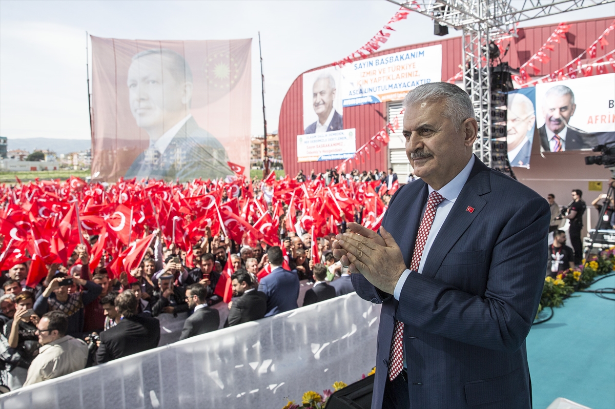 Başbakan Yıldırım İzmir'de