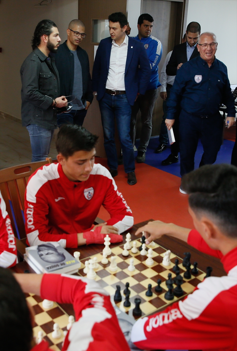 Alex de Souza, İzmir'de