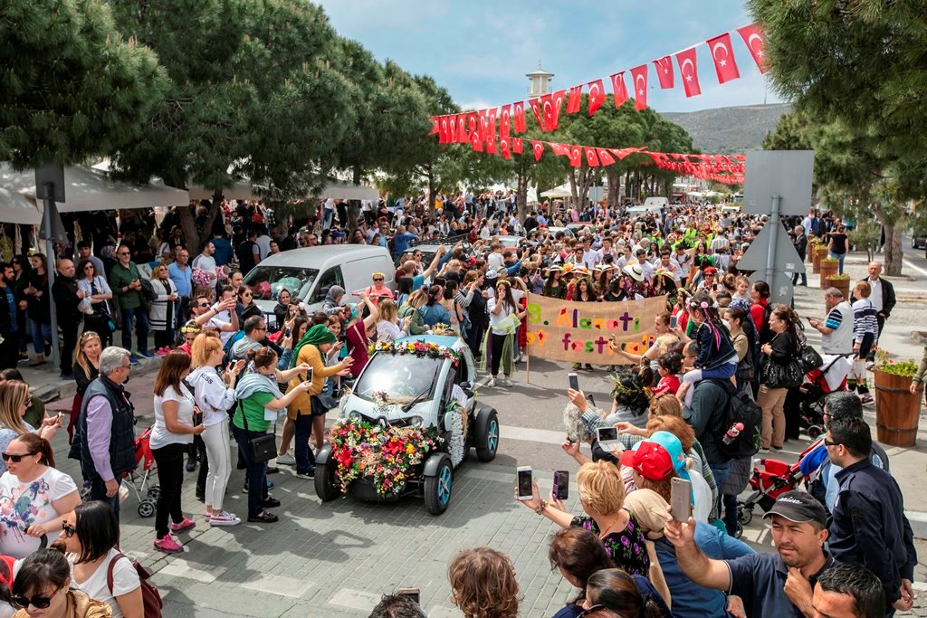 9. Alaçatı Ot Festivali'nden renkli görüntüler