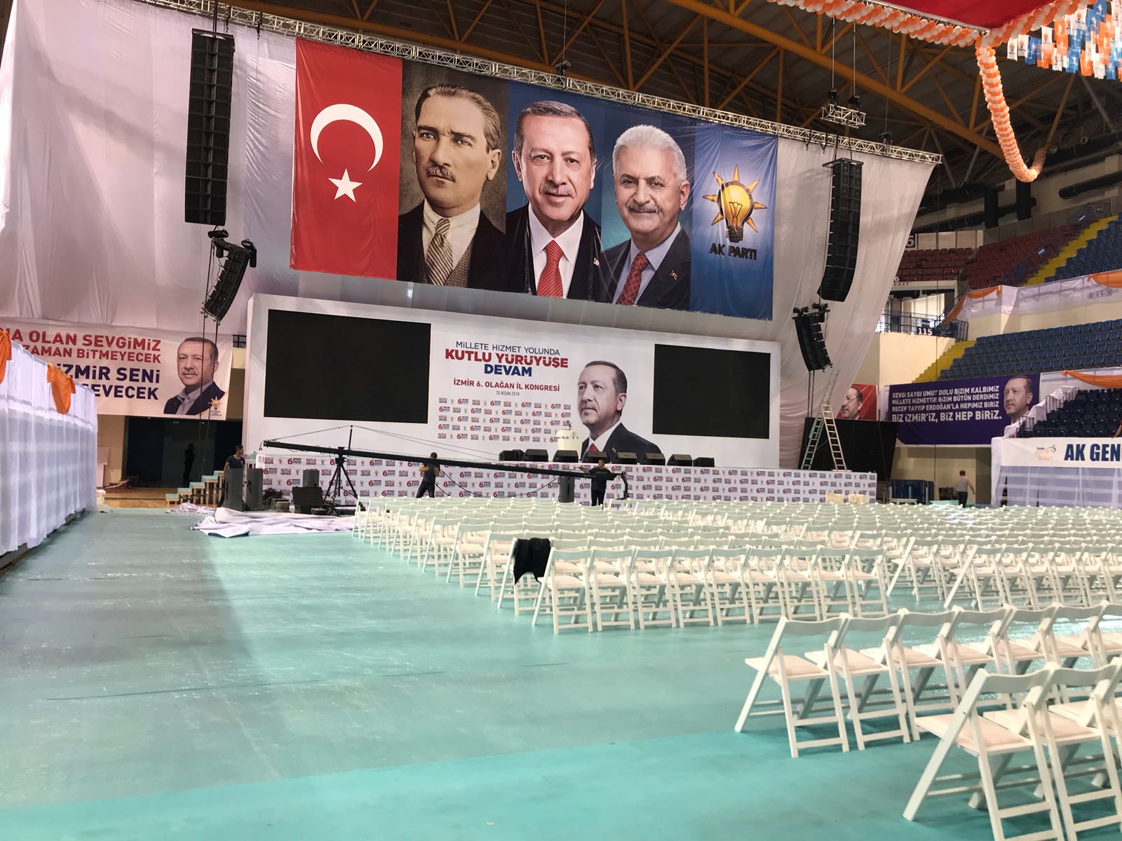 AK Parti'de kongreye hazırlanıyor