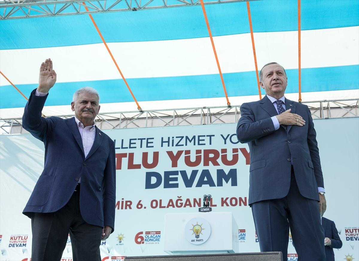 AK Parti İzmir'de kongre heyecanı