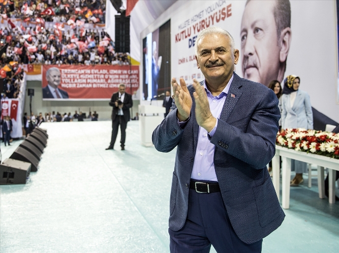 AK Parti İzmir'de kongre heyecanı