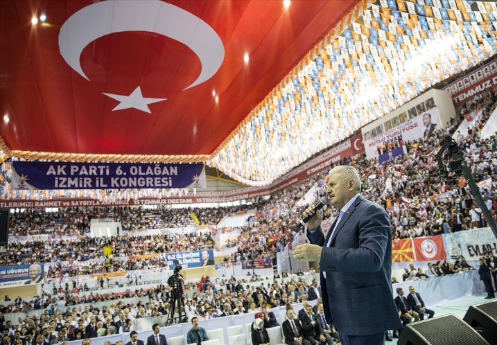 AK Parti İzmir'de kongre heyecanı