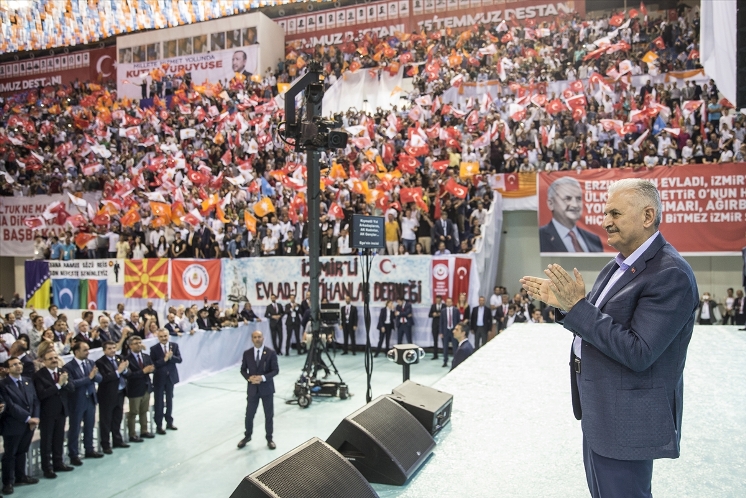 AK Parti İzmir'de kongre heyecanı