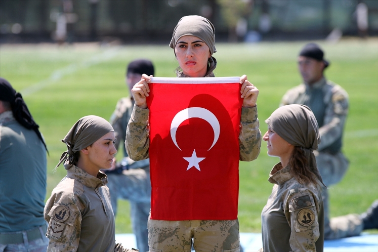 Foça'daki komando okulunun 55. kuruluş yıl dönümü
