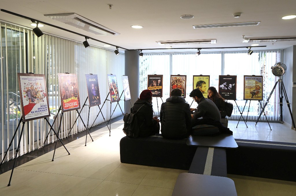 Bucalı gençler 'önce eğitim'diyor