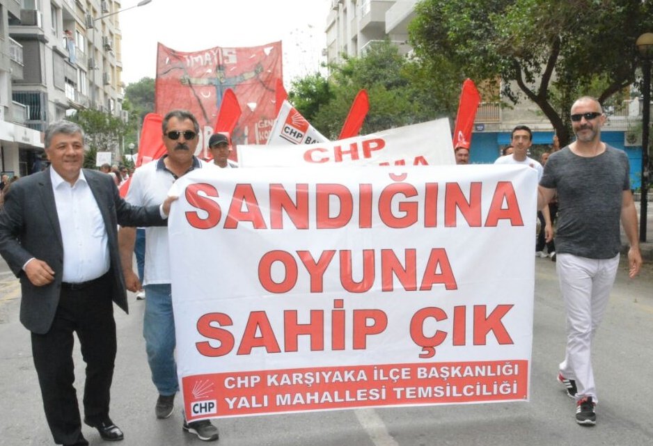 İzmir'de 1 Mayıs coşkusu