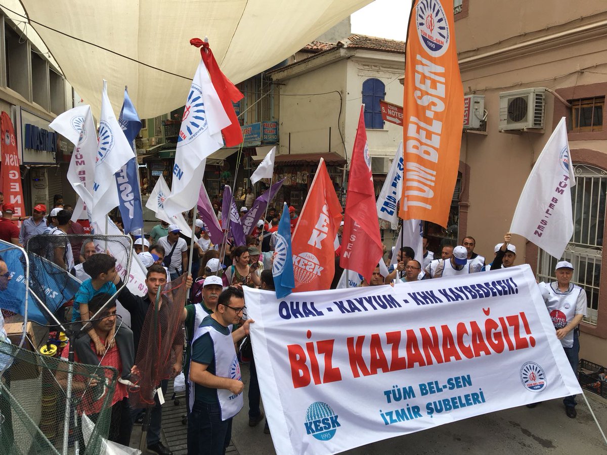 İzmir'de 1 Mayıs coşkusu