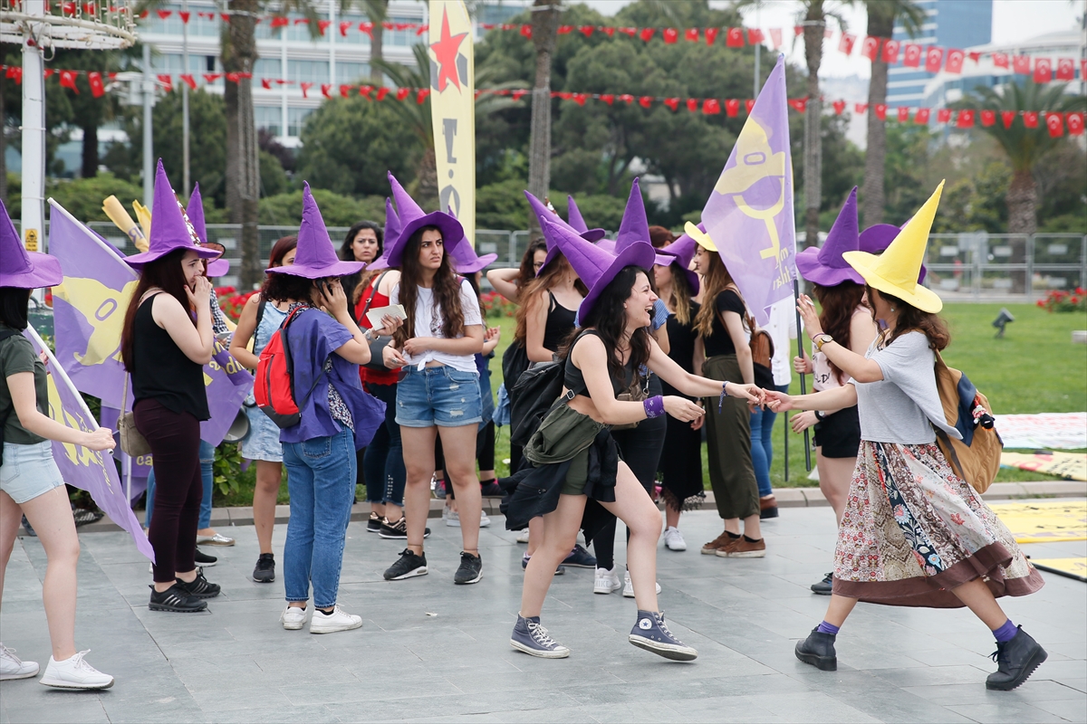 İzmir'de 1 Mayıs coşkusu