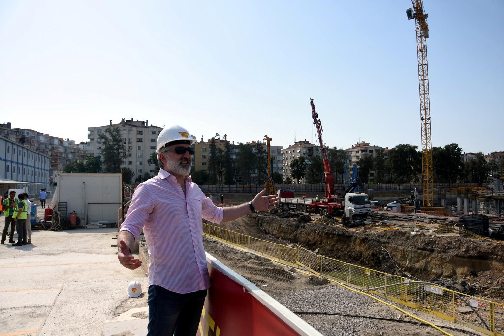 Göztepe'den yeni stadına çıkarma