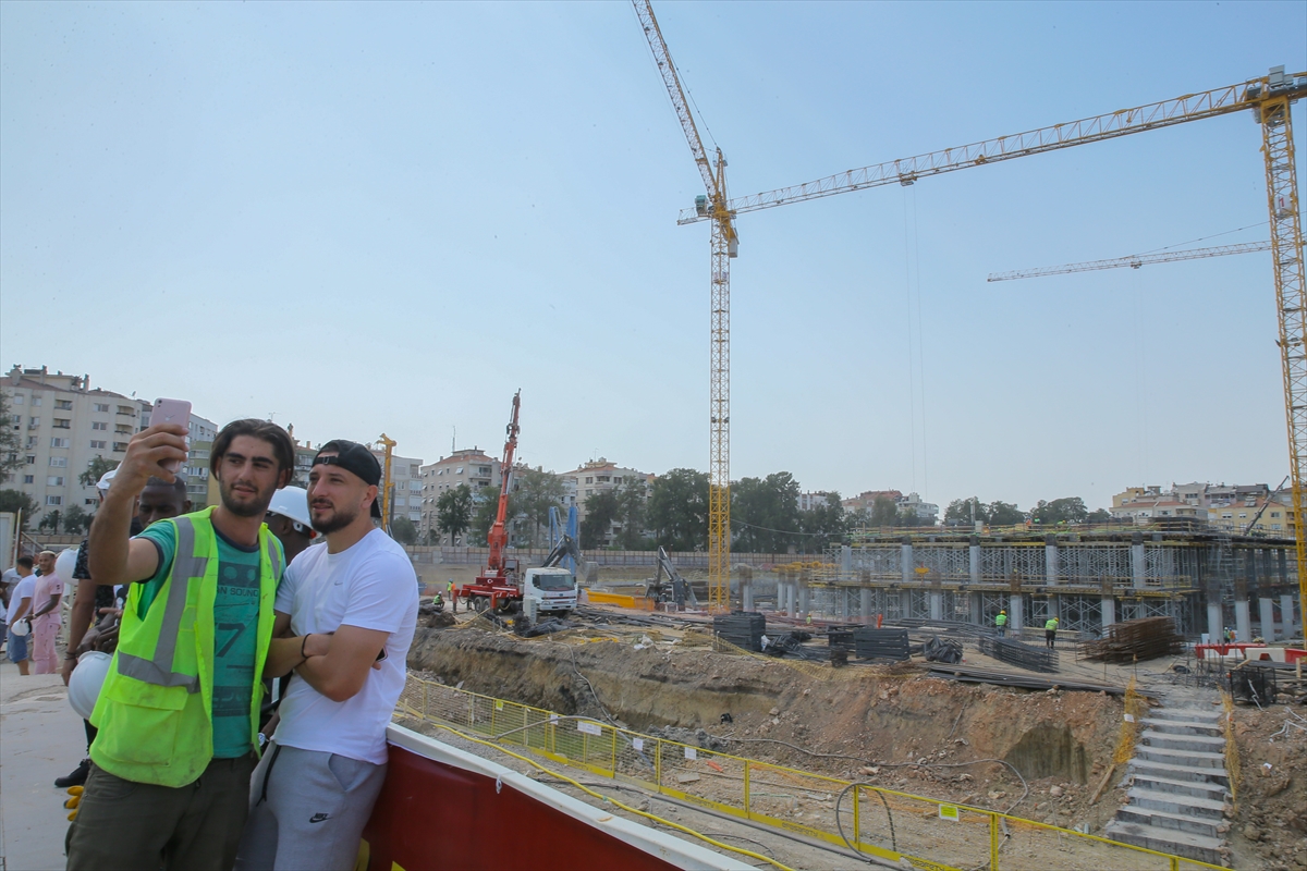 Göztepe'den yeni stadına çıkarma