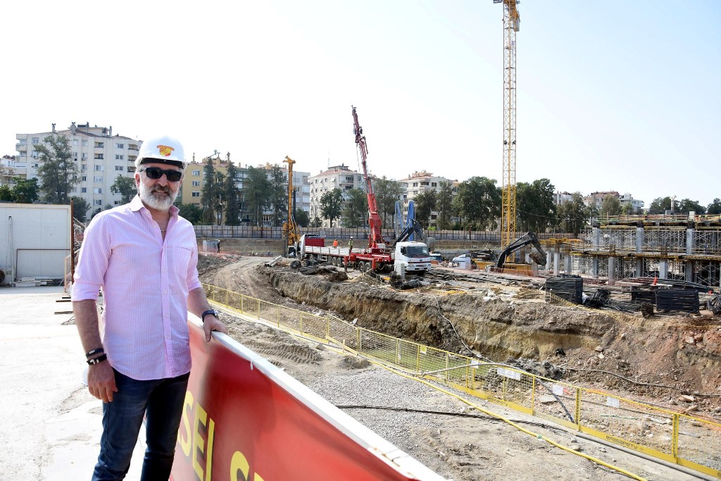 Göztepe'den yeni stadına çıkarma